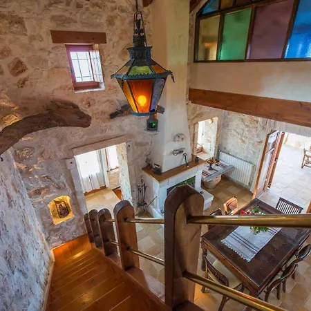 Luxury Harron 4 Bed Private Pool Agios Nikolaos Villa *