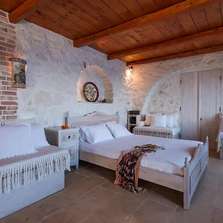 Luxury Harron 4 Bed Private Pool Agios Nikolaos Zakintos