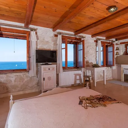Luxury Harron 4 Bed Private Pool Agios Nikolaos Zakintos